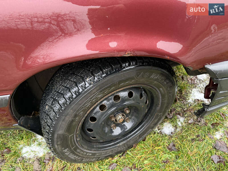 Седан Opel Vectra 1991 в Черном Острове