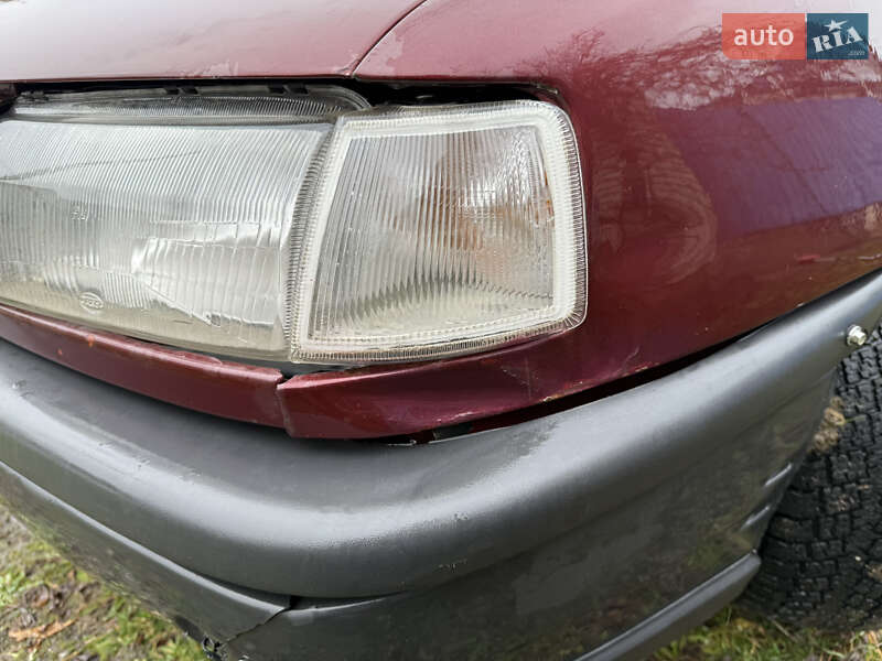 Седан Opel Vectra 1991 в Черном Острове