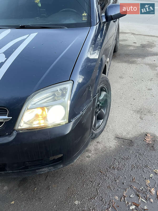 Седан Opel Vectra 2002 в Чернівцях