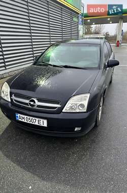 Седан Opel Vectra 2004 в Обухове