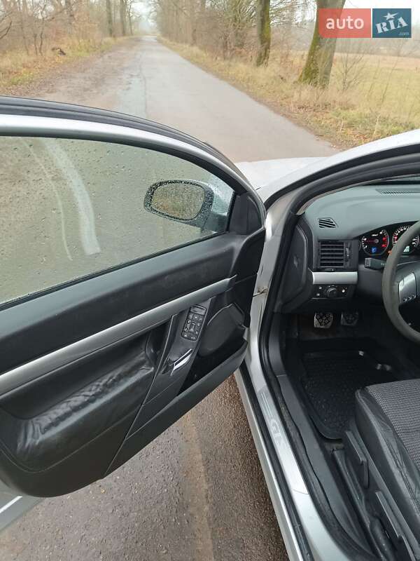 Лифтбек Opel Vectra 2003 в Голобах фото 8 Лифтбек Opel Vectra 2003 в Голобах