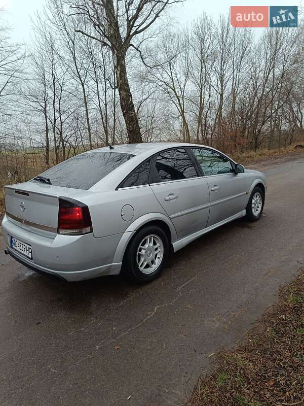 Лифтбек Opel Vectra 2003 в Голобах фото 5 Лифтбек Opel Vectra 2003 в Голобах