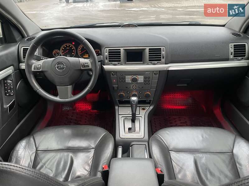 Седан Opel Vectra 2008 в Прилуках