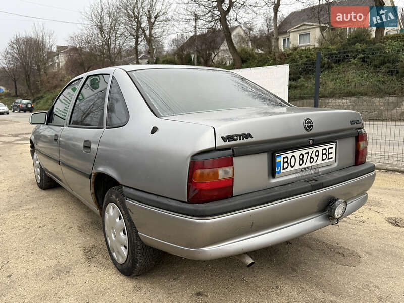 Седан Opel Vectra 1991 в Кременце фото 12 Седан Opel Vectra 1991 в Кременце