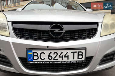 Седан Opel Vectra 2008 в Умани