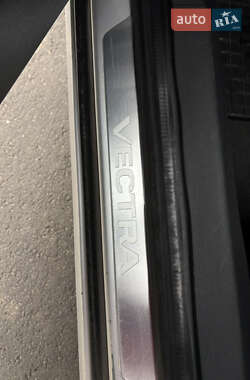 Седан Opel Vectra 2008 в Умани