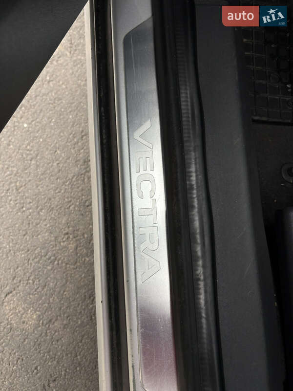 Седан Opel Vectra 2008 в Умани