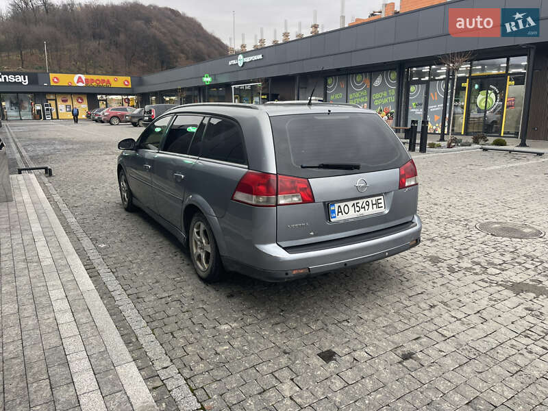 Универсал Opel Vectra 2004 в Нереснице фото 3 Универсал Opel Vectra 2004 в Нереснице