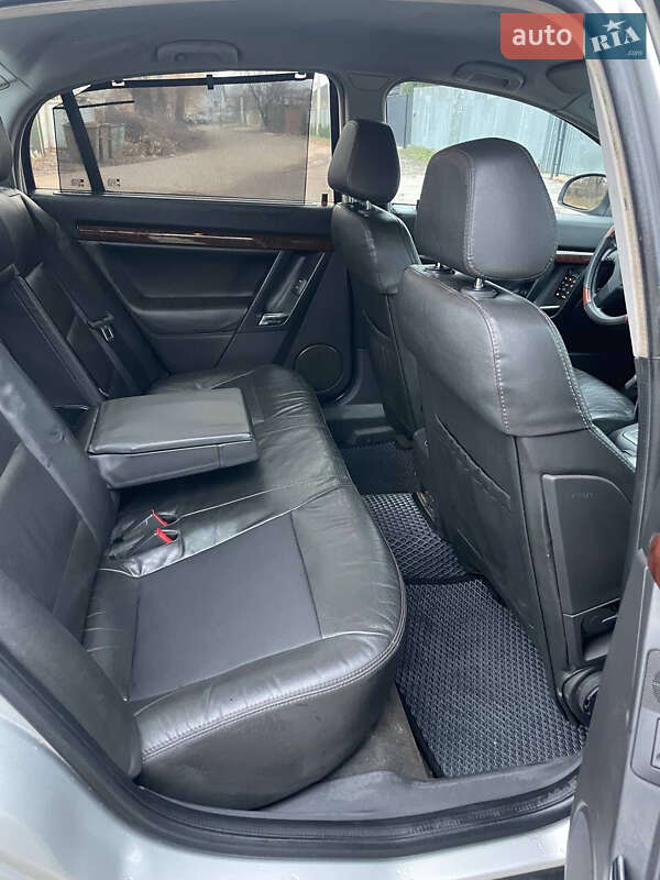 Седан Opel Vectra 2003 в Ніжині