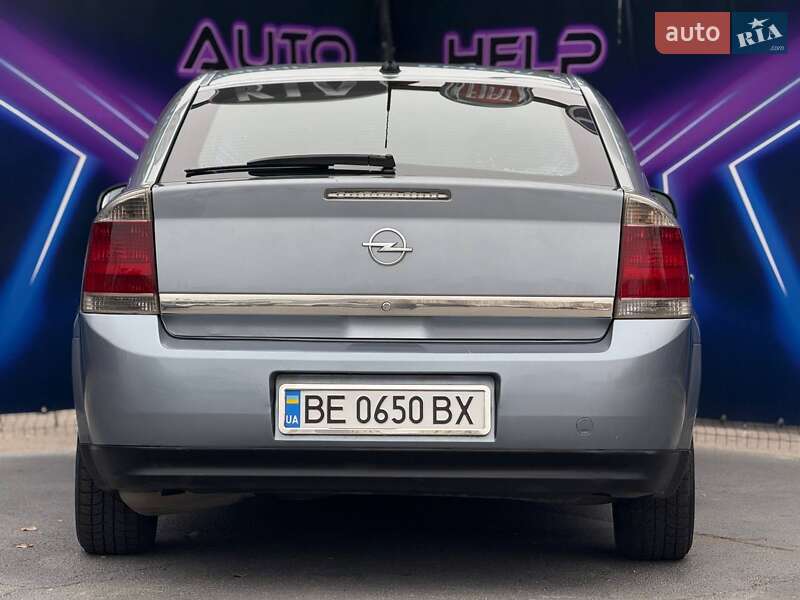 Лифтбек Opel Vectra 2005 в Запорожье