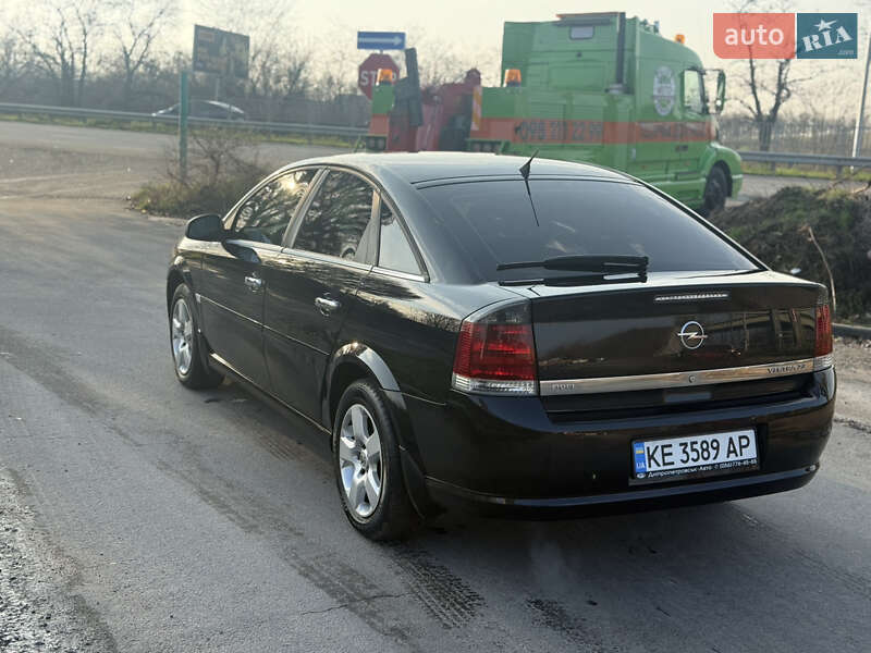 Ліфтбек Opel Vectra 2006 в Дніпрі