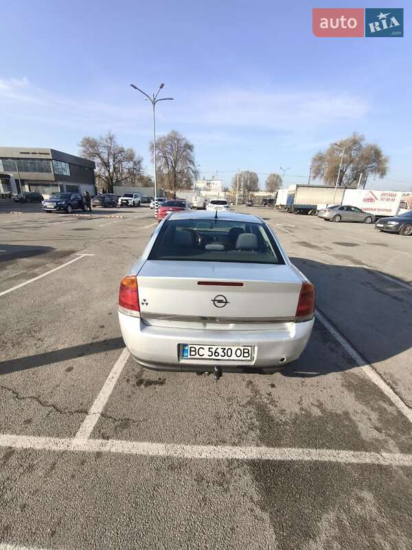 Седан Opel Vectra 2003 в Дніпрі