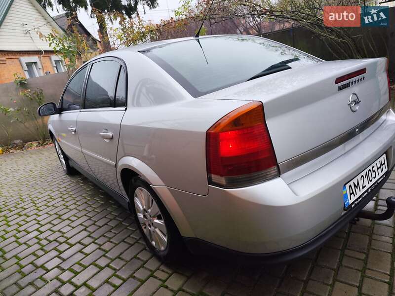 Седан Opel Vectra 2002 в Бердичеві