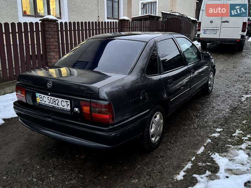 Седан Opel Vectra 1994 в Каменке-Бугской
