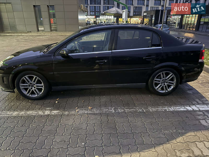 Седан Opel Vectra 2003 в Івано-Франківську