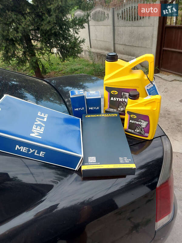 Седан Opel Vectra 2003 в Івано-Франківську