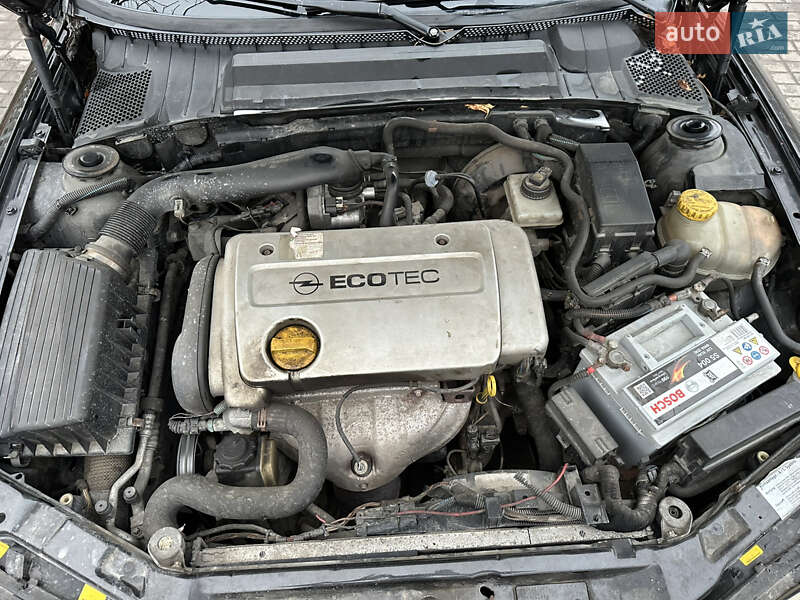 Седан Opel Vectra 2001 в Івано-Франківську