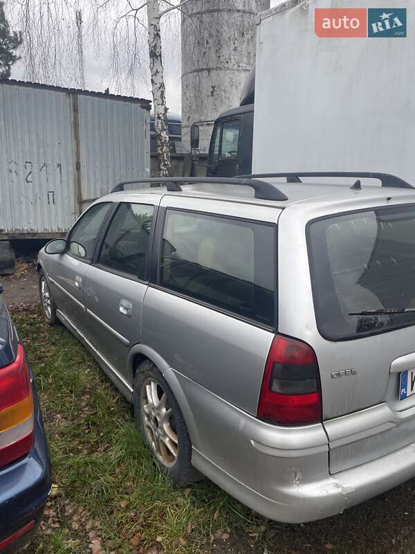 Универсал Opel Vectra 1996 в Житомире