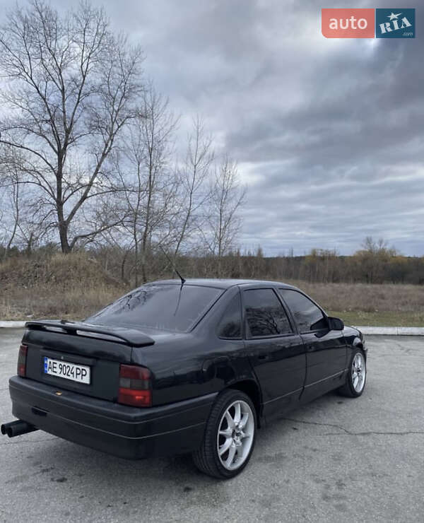 Седан Opel Vectra 1990 в Дніпрі