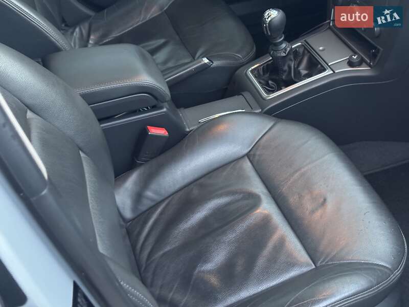 Седан Opel Vectra 2008 в Горішніх Плавнях