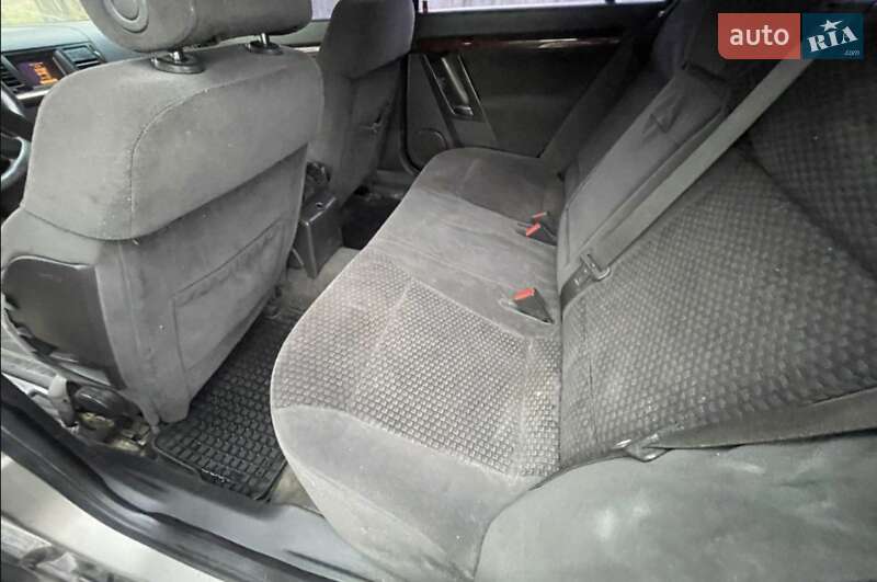 Седан Opel Vectra 2002 в Турці