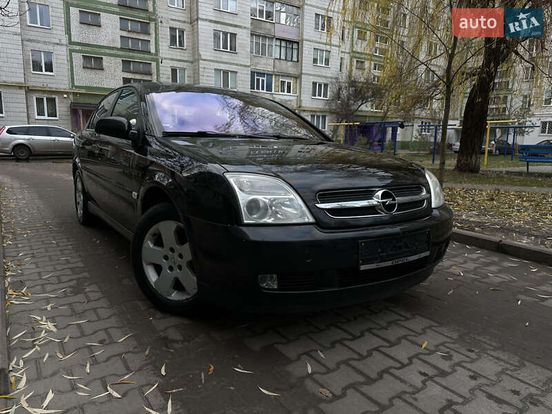 Седан Opel Vectra 2004 в Сумах