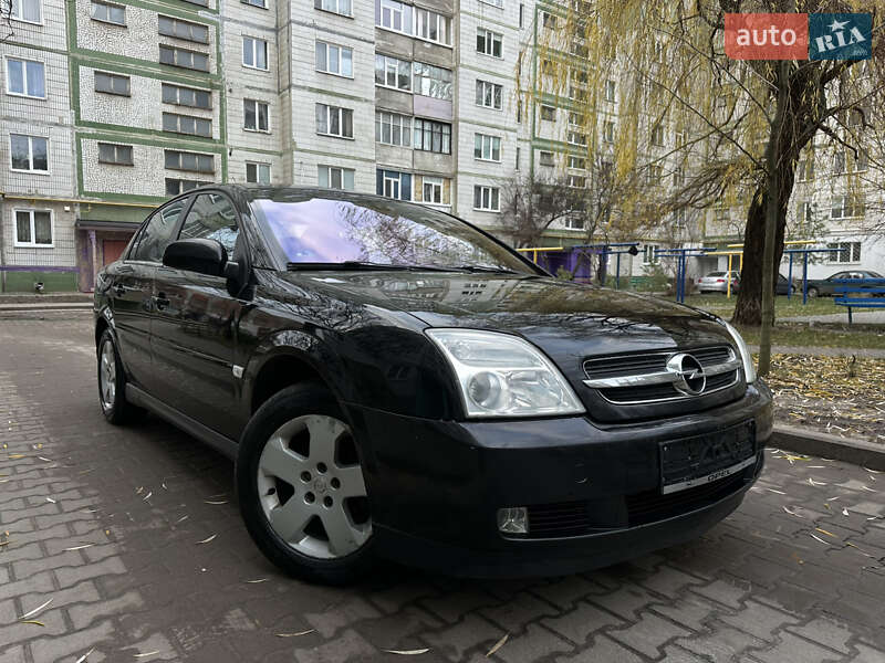 Седан Opel Vectra 2004 в Сумах