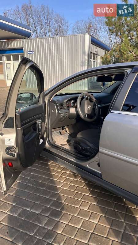 Седан Opel Vectra 2002 в Миколаєві