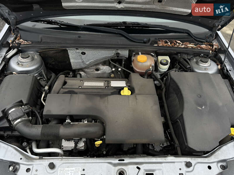 Седан Opel Vectra 2008 в Луцьку