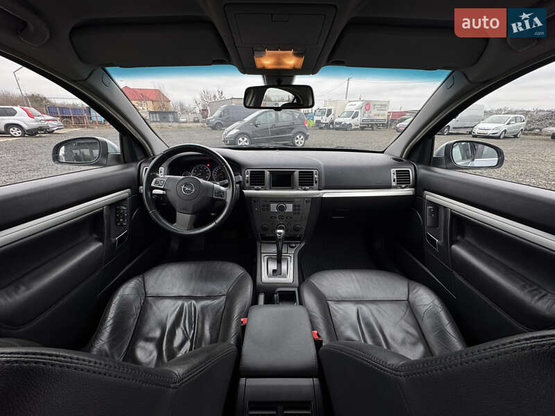 Седан Opel Vectra 2008 в Луцьку