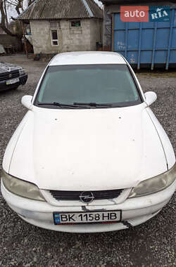 Седан Opel Vectra 2001 в Здолбунове