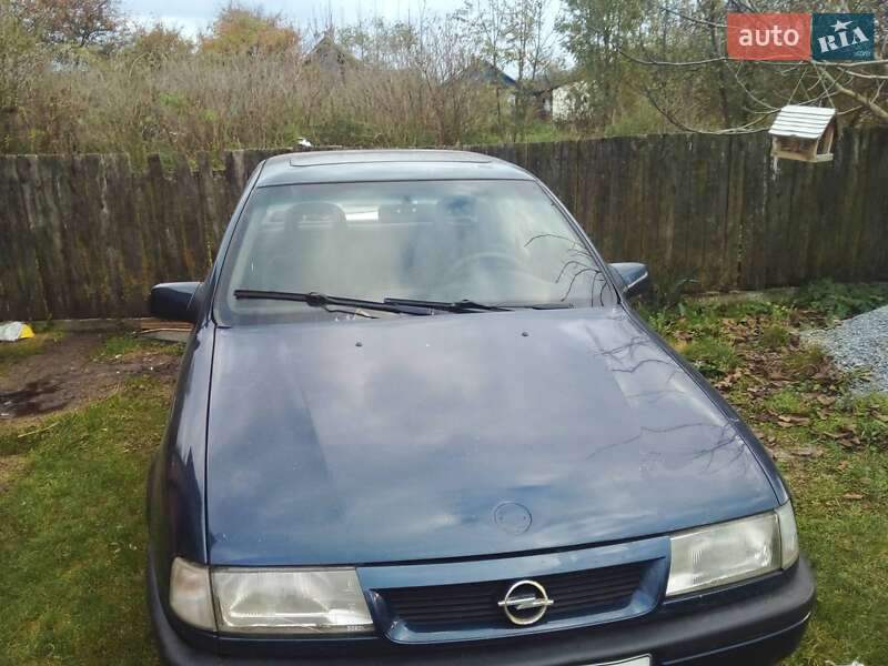 Седан Opel Vectra 1991 в Золочеві