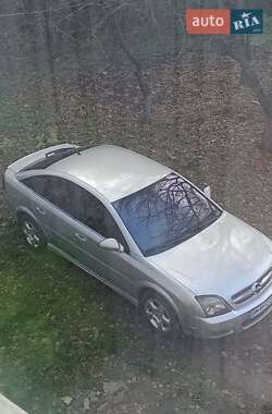 Ліфтбек Opel Vectra 2003 в Лебедині