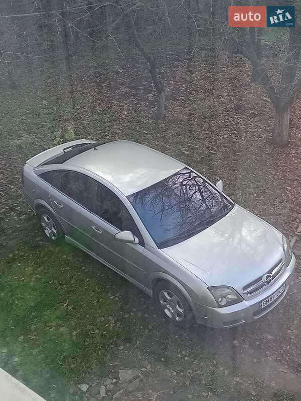 Ліфтбек Opel Vectra 2003 в Лебедині