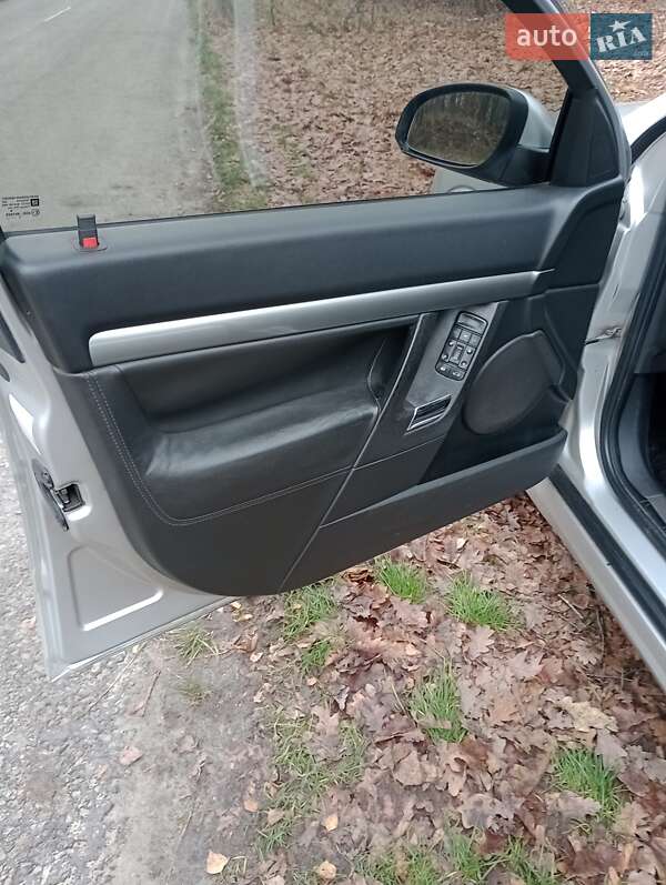 Ліфтбек Opel Vectra 2003 в Лебедині