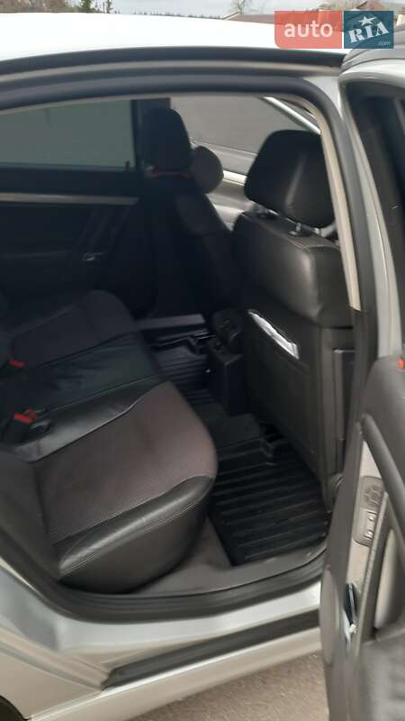 Лифтбек Opel Vectra 2004 в Володарке фото 26 Лифтбек Opel Vectra 2004 в Володарке