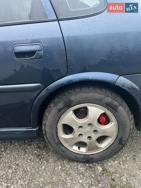 Седан Opel Vectra 1999 в Днепре