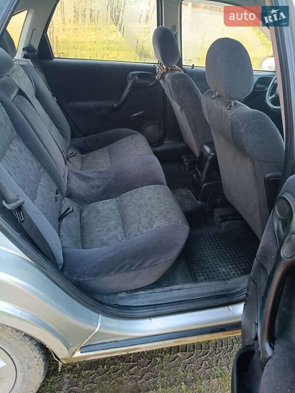 Седан Opel Vectra 1998 в Болехове