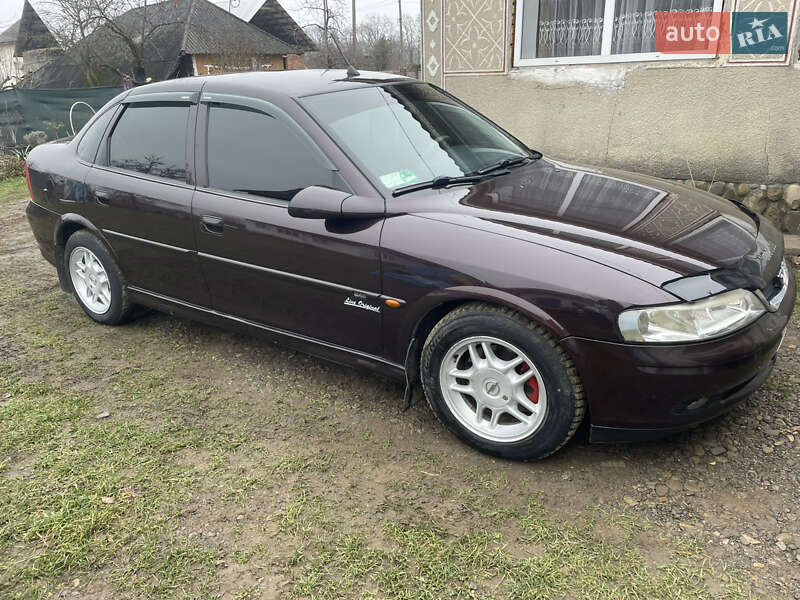 Седан Opel Vectra 2000 в Чернівцях фото Седан Opel Vectra 2000 в Чернівцях