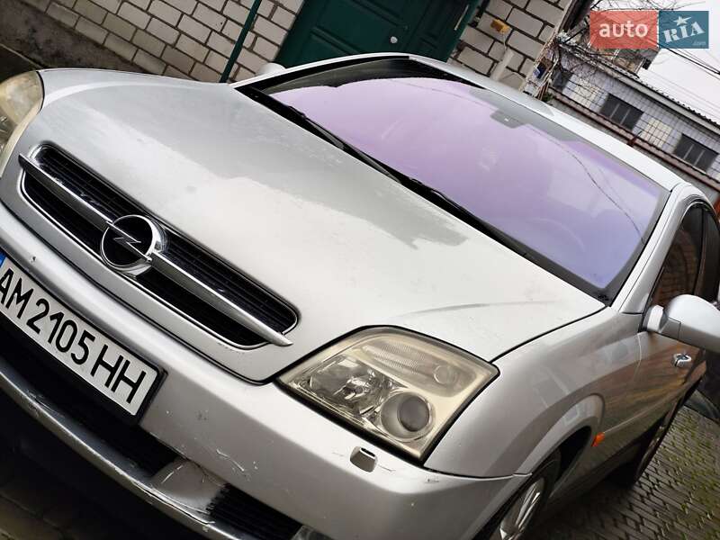 Седан Opel Vectra 2002 в Бердичеві