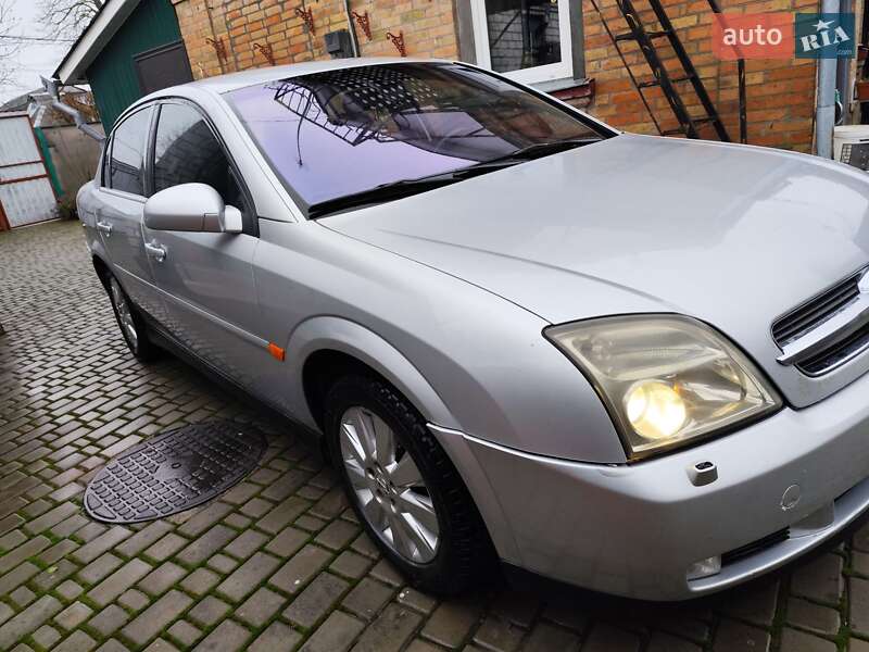 Седан Opel Vectra 2002 в Бердичеві