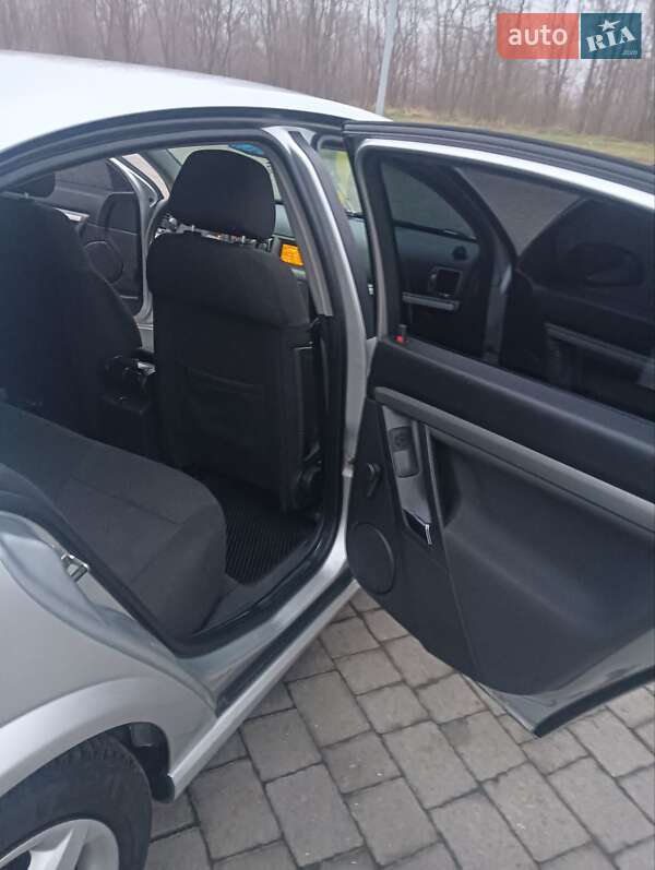 Седан Opel Vectra 2007 в Львове