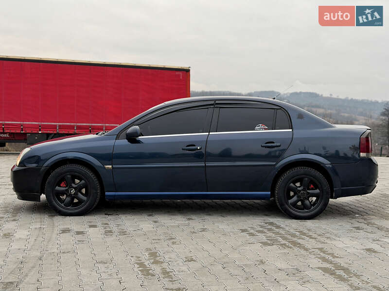 Седан Opel Vectra 2002 в Чернівцях