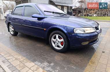Седан Opel Vectra 1996 в Млинове