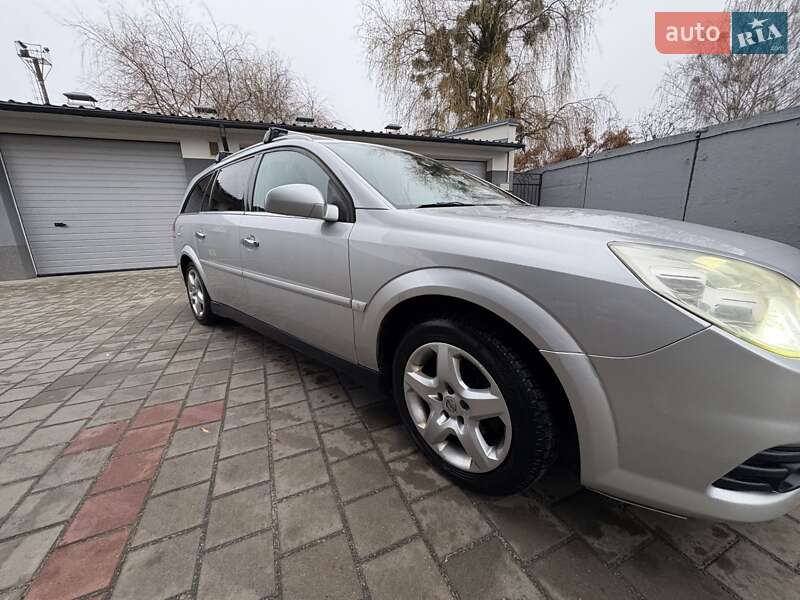 Универсал Opel Vectra 2006 в Житомире