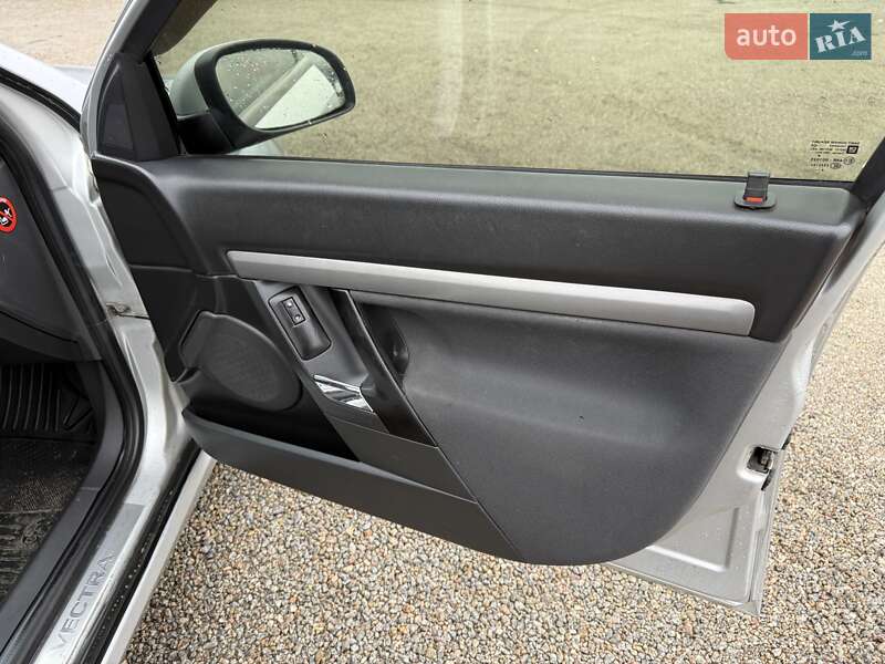 Седан Opel Vectra 2006 в Кропивницькому фото 16 Седан Opel Vectra 2006 в Кропивницькому