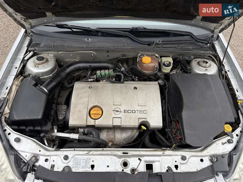 Седан Opel Vectra 2006 в Кропивницькому фото 24 Седан Opel Vectra 2006 в Кропивницькому