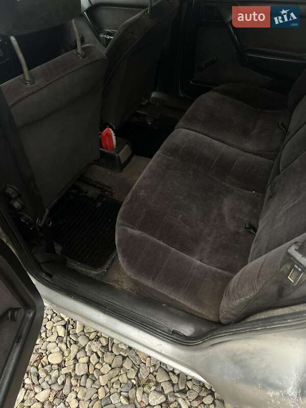 Ліфтбек Opel Vectra 1992 в Коломиї фото 7 Ліфтбек Opel Vectra 1992 в Коломиї