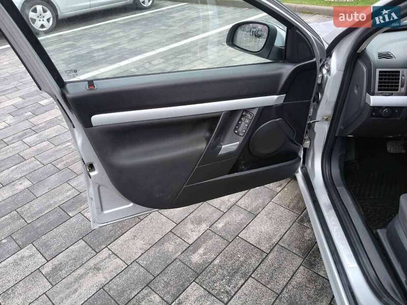 Седан Opel Vectra 2004 в Луцке фото 13 Седан Opel Vectra 2004 в Луцке