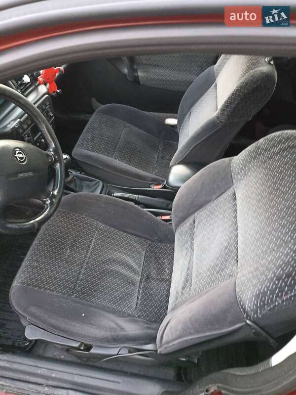 Универсал Opel Vectra 1997 в Каменец-Подольском